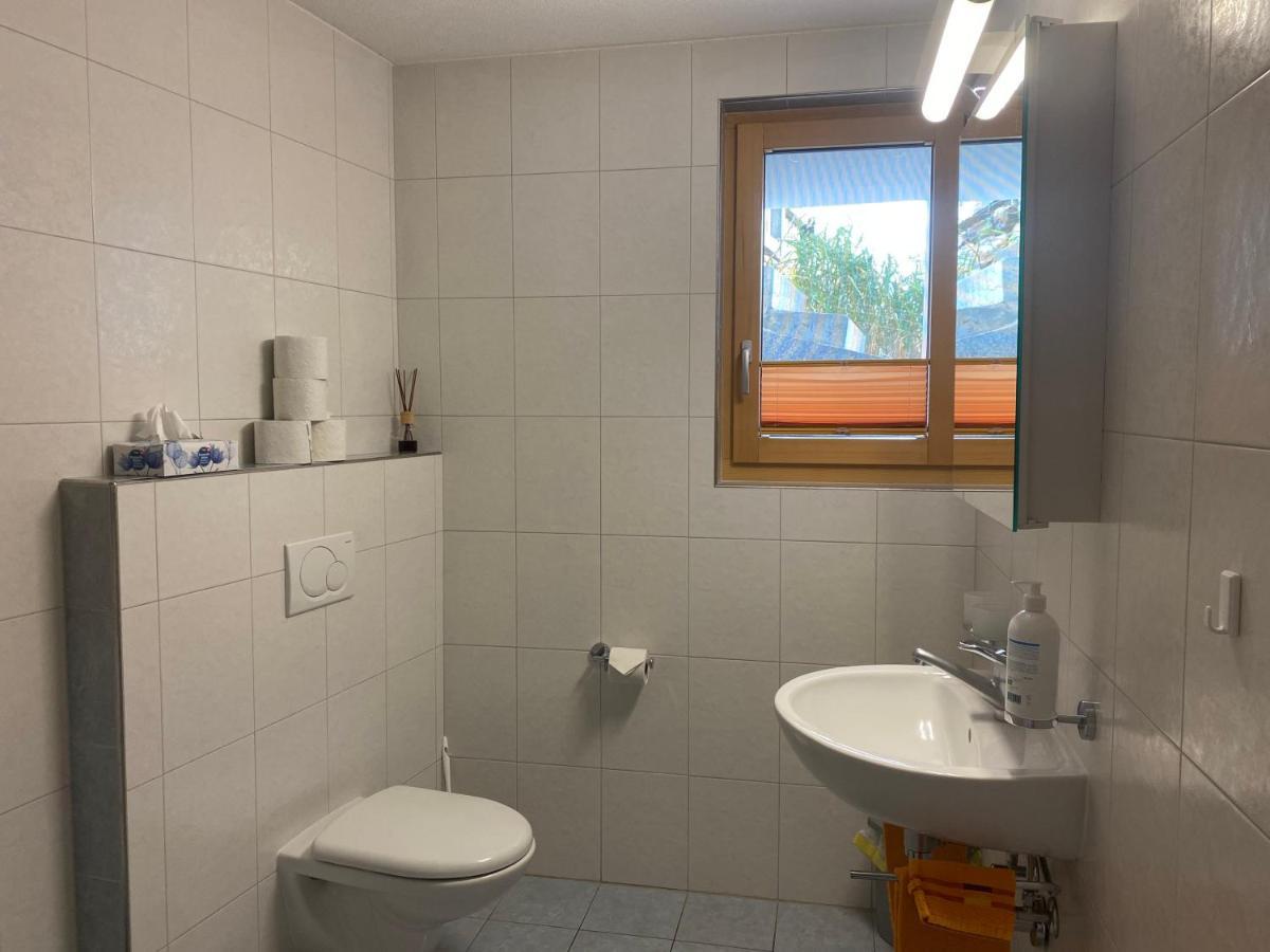 Ferienwohnung In Tschlin Mit Panoramablick Exterior foto